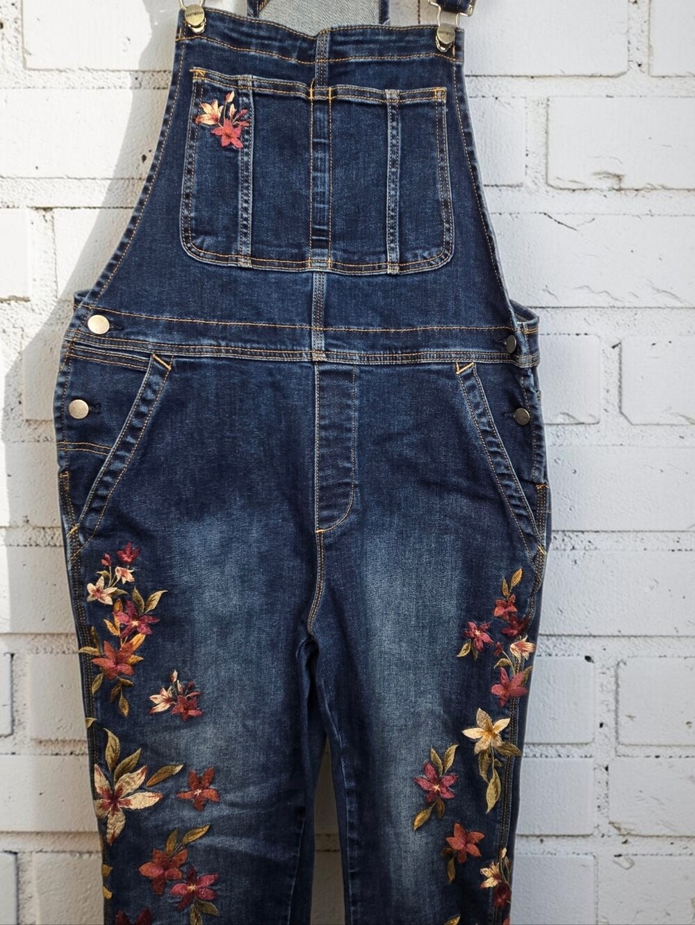Driftwood Boyfriend Overalls Blue Denim Floral Embroidery Trim Womens Size Large - Picture 5 of 16